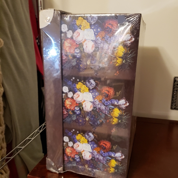 Trunk Gift Set - Picture 10 of 12